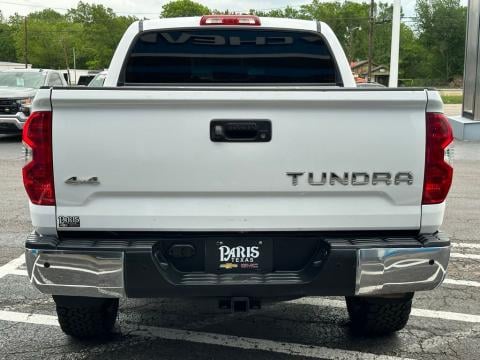 Pre-Owned White 2015 Toyota Tundra Limited 4WD - photo 5 - Stock #A1067