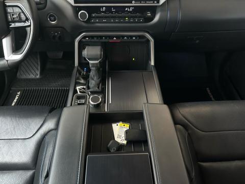 2022 Toyota Tundra Platinum