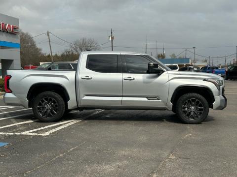 2022 Toyota Tundra Platinum
