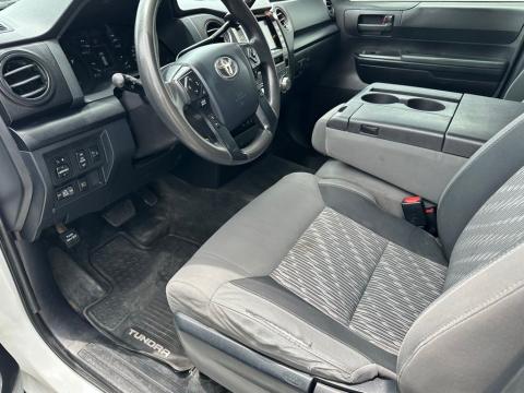 Pre-Owned Super White 2020 Toyota Tundra SR RWD - photo 11 - Stock #X2481