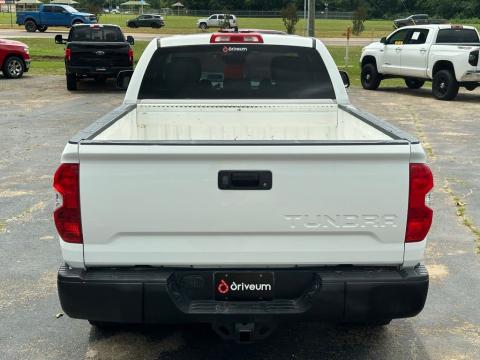Pre-Owned Super White 2020 Toyota Tundra SR RWD - photo 6 - Stock #X2481