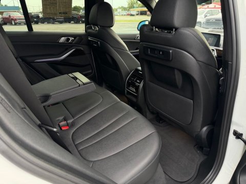 Pre-Owned Alpine White 2021 BMW X5 sDrive40i RWD - photo 19 - Stock #A1083