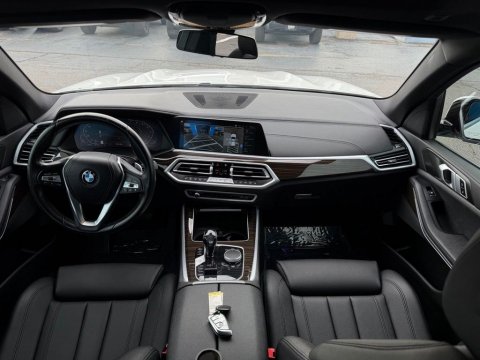 Pre-Owned Alpine White 2021 BMW X5 sDrive40i RWD - photo 21 - Stock #A1083