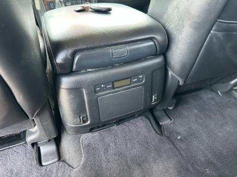 Pre-Owned Gun Metallic 2018 Nissan Armada SL RWD - photo 21 - Stock #X2473