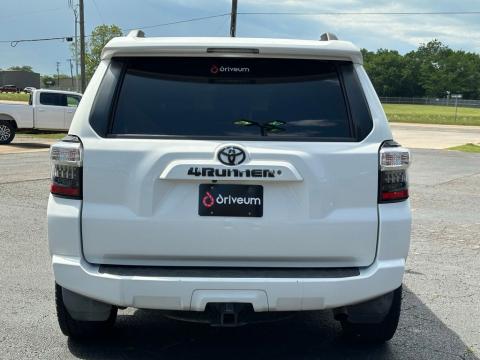 Pre-Owned Super White 2016 Toyota 4Runner SR5 Premium 4WD - photo 5 - Stock #X2464