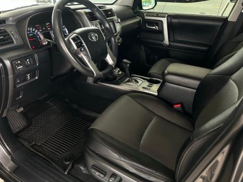 Pre-Owned Magnetic Gray Metallic 2018 Toyota 4Runner SR5 Premium 4WD - photo 11 - Stock #A1069