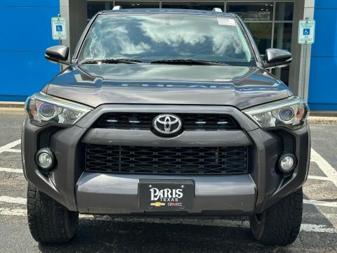 Pre-Owned Magnetic Gray Metallic 2018 Toyota 4Runner SR5 Premium 4WD - photo 2 - Stock #A1069