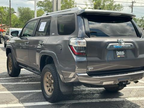 Pre-Owned Magnetic Gray Metallic 2018 Toyota 4Runner SR5 Premium 4WD - photo 7 - Stock #A1069