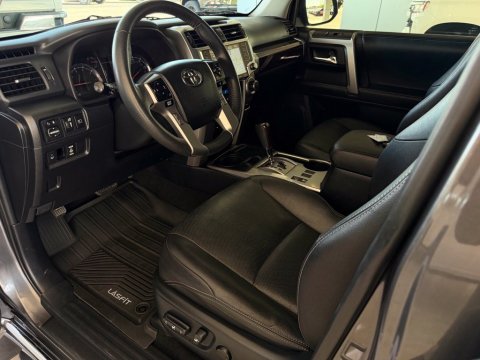 Pre-Owned Magnetic Gray Metallic 2021 Toyota 4Runner Limited RWD - photo 12 - Stock #261381A