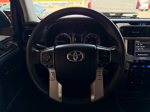 Pre-Owned Magnetic Gray Metallic 2021 Toyota 4Runner Limited RWD - photo 22 - Stock #261381A