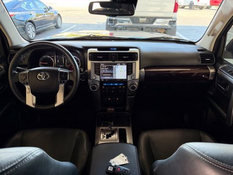 Pre-Owned Magnetic Gray Metallic 2021 Toyota 4Runner Limited RWD - photo 23 - Stock #261381A