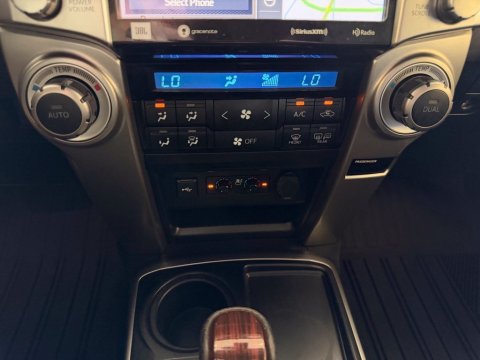 Pre-Owned Magnetic Gray Metallic 2021 Toyota 4Runner Limited RWD - photo 28 - Stock #261381A