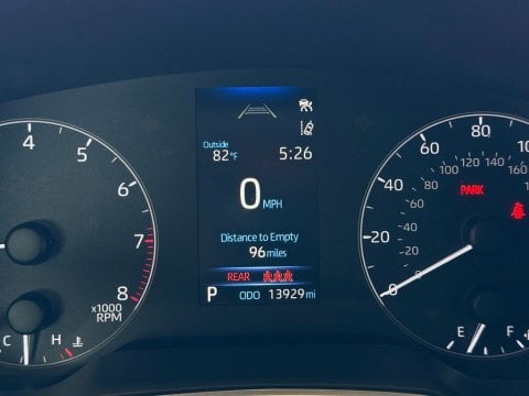Pre-Owned Blue 2025 Toyota Corolla Hatchback SE FWD - photo 24 - Stock #B5618