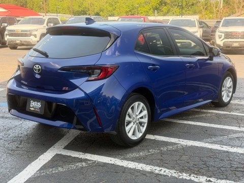 Pre-Owned Blue 2025 Toyota Corolla Hatchback SE FWD - photo 6 - Stock #B5618