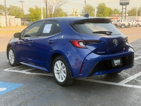 Pre-Owned Blue 2025 Toyota Corolla Hatchback SE FWD - photo 7 - Stock #B5618