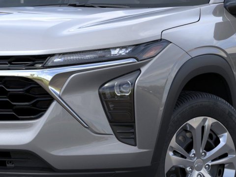 New Sterling Gray Metallic 2026 Chevrolet Trax LS FWD - photo 10 - Stock #261209