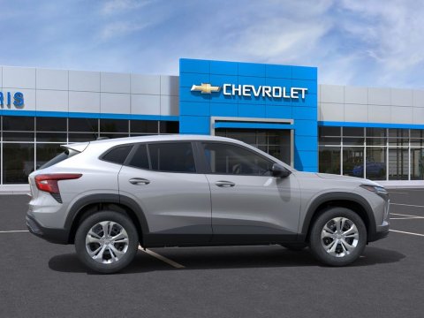 New Sterling Gray Metallic 2026 Chevrolet Trax LS FWD - photo 5 - Stock #261209