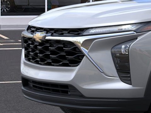 New Sterling Gray Metallic 2026 Chevrolet Trax LS FWD - photo 14 - Stock #261518