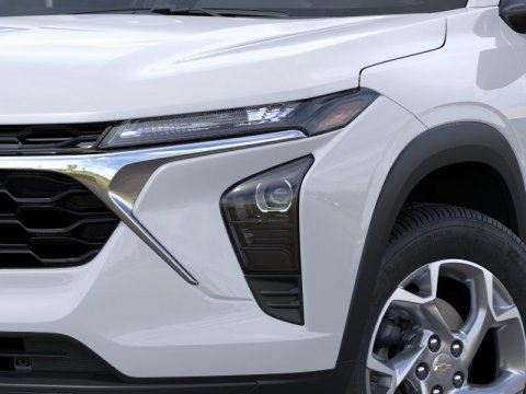 New Summit White 2026 Chevrolet Trax LS FWD - photo 10 - Stock #261160