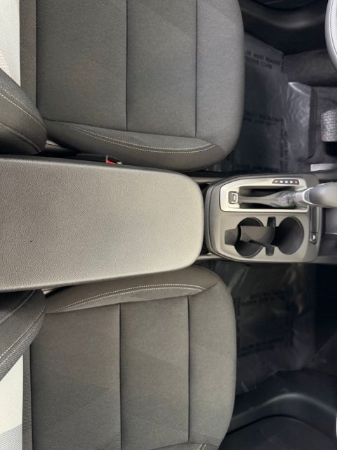 New Summit White 2026 Chevrolet Trax LS FWD - photo 21 - Stock #261160