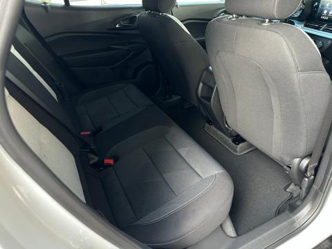 New Summit White 2026 Chevrolet Trax LS FWD - photo 18 - Stock #260964