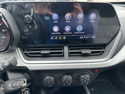 New Mosaic Black Metallic 2026 Chevrolet Trax 1RS FWD - photo 24 - Stock #260919