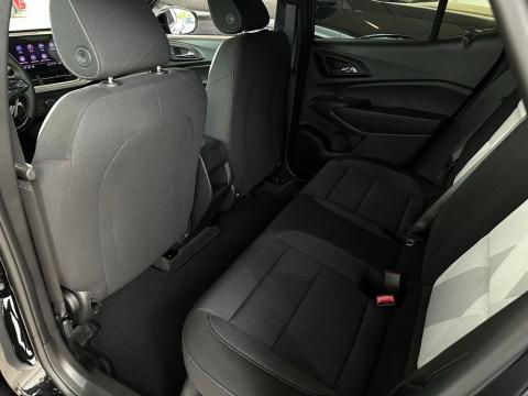 New Mosaic Black Metallic 2026 Chevrolet Trax 1RS FWD - photo 15 - Stock #260755