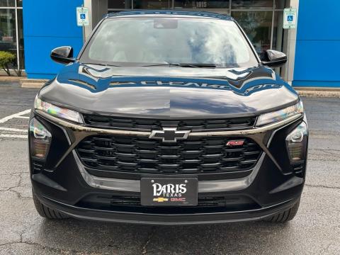 New Mosaic Black Metallic 2026 Chevrolet Trax 1RS FWD - photo 2 - Stock #260755