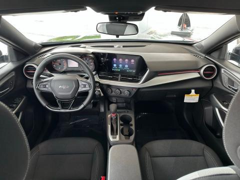 New Mosaic Black Metallic 2026 Chevrolet Trax 1RS FWD - photo 20 - Stock #260755