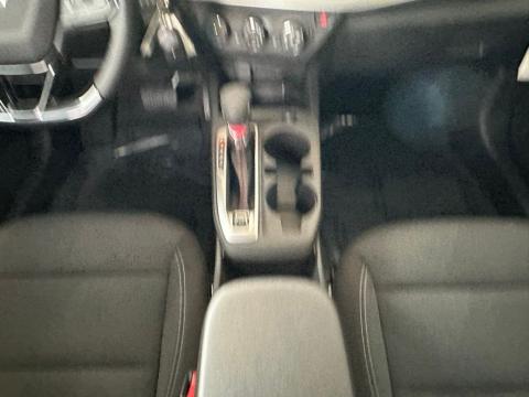 New Mosaic Black Metallic 2026 Chevrolet Trax 1RS FWD - photo 21 - Stock #260755