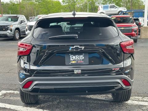 New Mosaic Black Metallic 2026 Chevrolet Trax 1RS FWD - photo 5 - Stock #260755