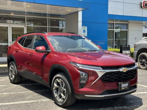  New 2025 Chevrolet Trax LT Stock#250961 Crimson Metallic FWD 