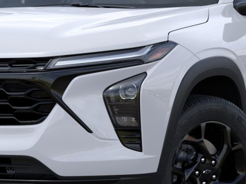New Summit White 2026 Chevrolet Trax LT FWD - photo 10 - Stock #261429