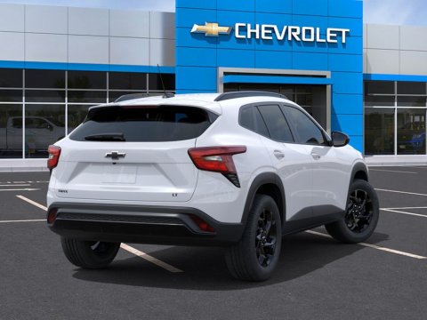 New Summit White 2026 Chevrolet Trax LT FWD - photo 4 - Stock #261429