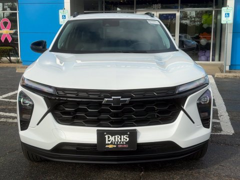 New Summit White 2026 Chevrolet Trax LT FWD - photo 2 - Stock #261429