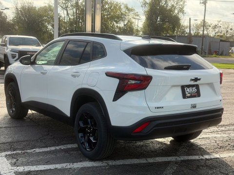 New Summit White 2026 Chevrolet Trax LT FWD - photo 8 - Stock #261429