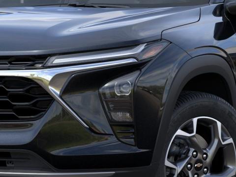 New Mosaic Black Metallic 2026 Chevrolet Trax LT FWD - photo 10 - Stock #261013