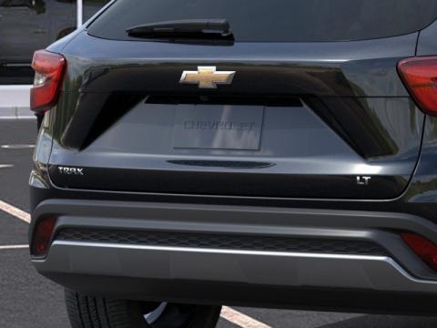 New Mosaic Black Metallic 2026 Chevrolet Trax LT FWD - photo 14 - Stock #261013