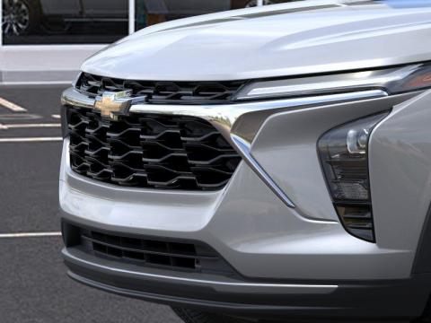 New Sterling Gray Metallic 2026 Chevrolet Trax LT FWD - photo 13 - Stock #261061