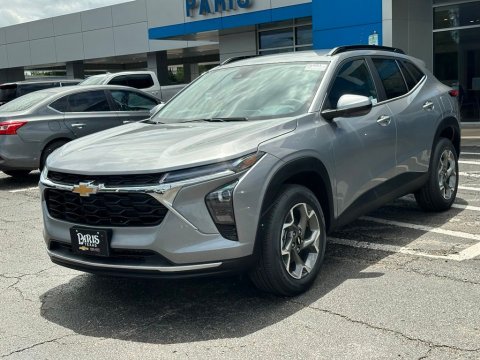 New Sterling Gray Metallic 2026 Chevrolet Trax LT FWD - photo 3 - Stock #261061