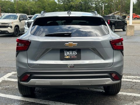 New Sterling Gray Metallic 2026 Chevrolet Trax LT FWD - photo 5 - Stock #261061