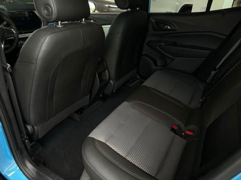 Pre-Owned Marina Blue Metallic 2025 Chevrolet Trax LT FWD - photo 16 - Stock #260774A