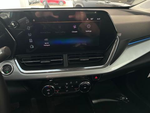 Pre-Owned Marina Blue Metallic 2025 Chevrolet Trax LT FWD - photo 25 - Stock #260774A