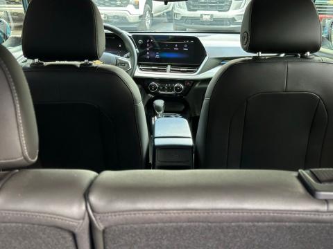 Pre-Owned Marina Blue Metallic 2025 Chevrolet Trax LT FWD - photo 9 - Stock #260774A