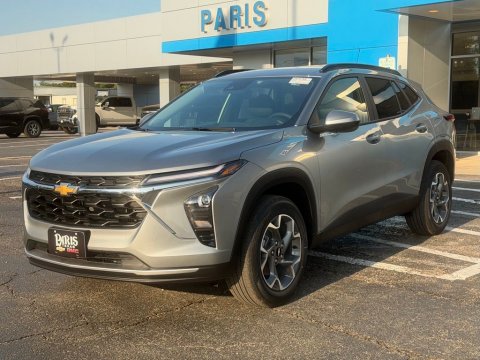 New Sterling Gray Metallic 2026 Chevrolet Trax LT FWD - photo 3 - Stock #261246
