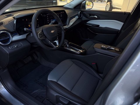 2026 Chevrolet Trax LT - Photo 10