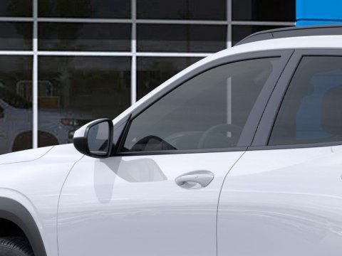 New Summit White 2026 Chevrolet Trax LT FWD - photo 12 - Stock #261340