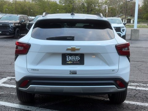 New Summit White 2026 Chevrolet Trax LT FWD - photo 6 - Stock #261340