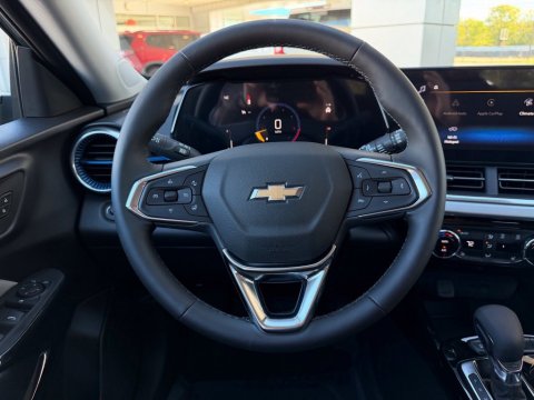 New Cypress Gray 2026 Chevrolet Trax LT FWD - photo 20 - Stock #261428