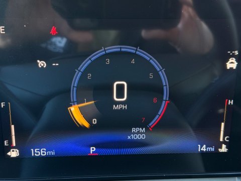 New Cypress Gray 2026 Chevrolet Trax LT FWD - photo 24 - Stock #261428